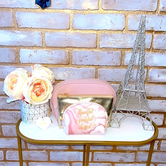 Imoshion Set of 3 Travel Makeup/Cosmetic Bags. - Picture 3 of 8